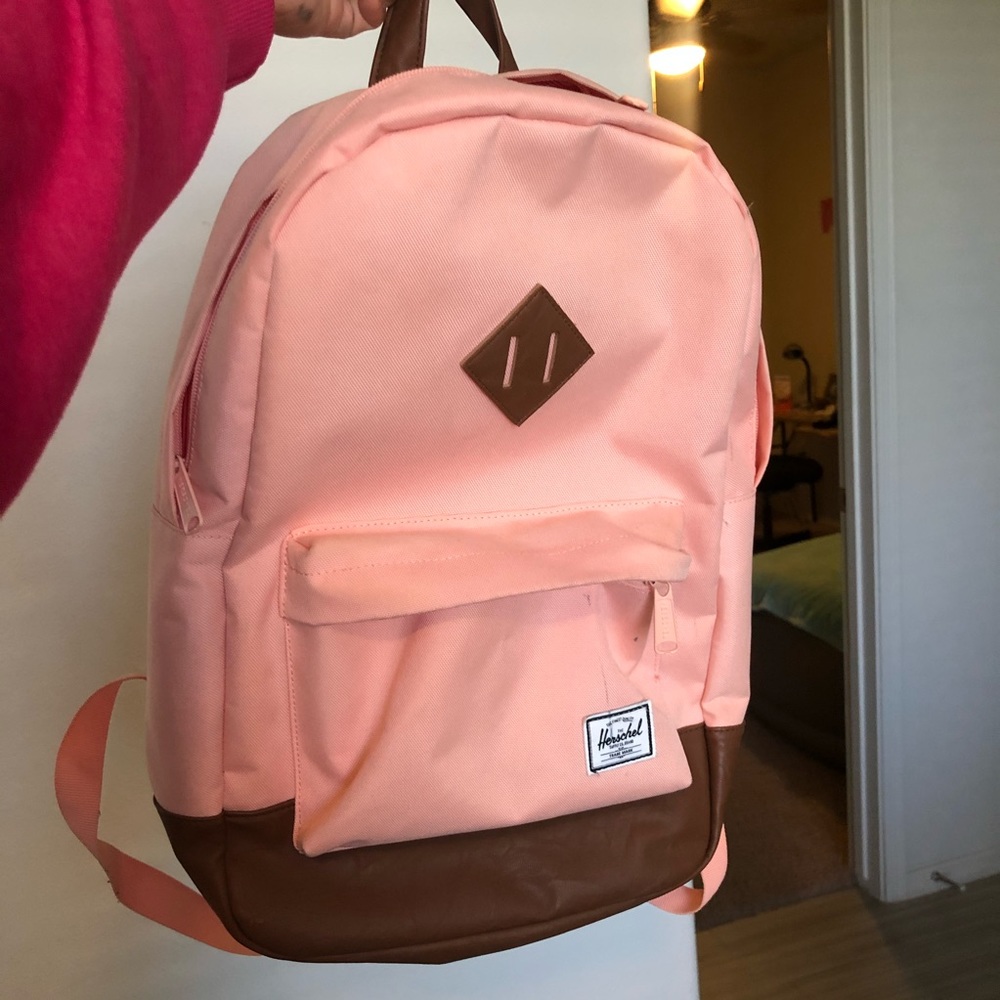 Herschel backpack salmon color